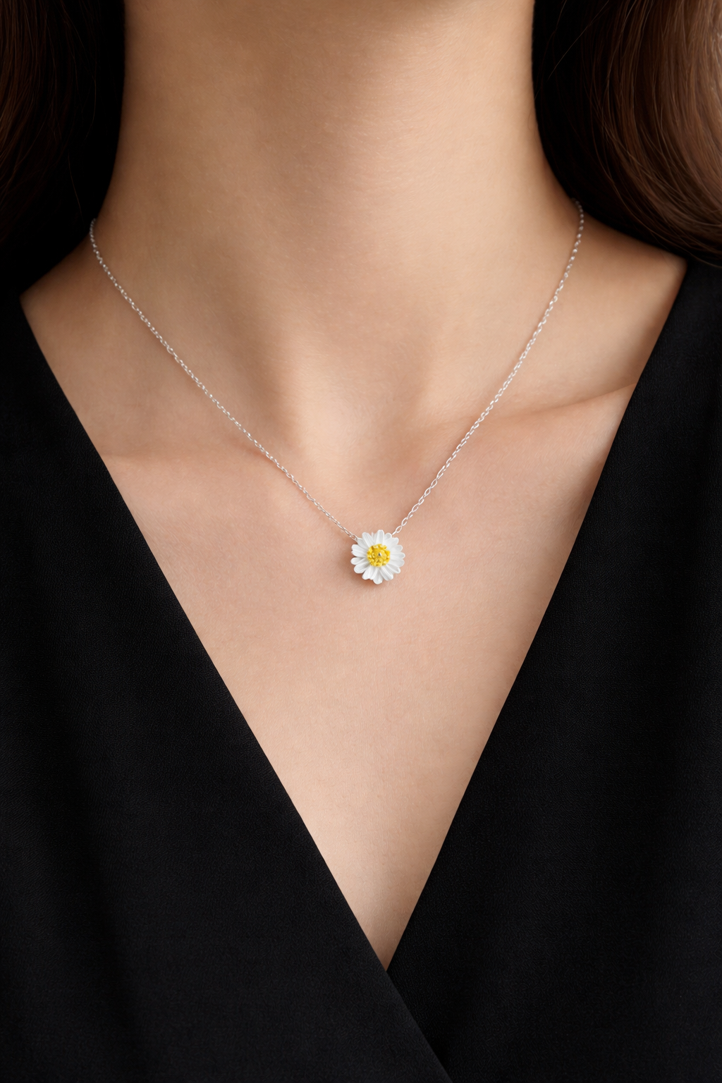Minimal Daisy Necklace, Elegant Daisy Necklace, Dainty Flower Necklace